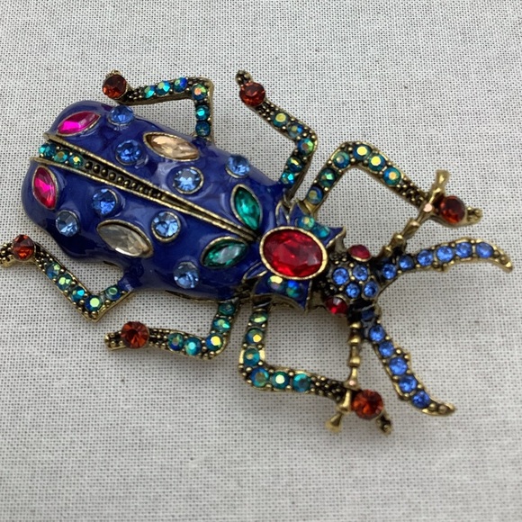 Royal Blue  Beetle Brooch with Gem Accents - Picture 1 of 3